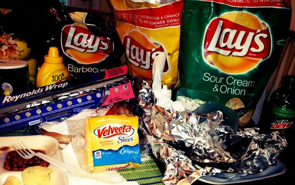 lovegoddessmeg's tweet photo. #Barbecue #essentials HAVE to include @lays #readysetbbq http://t.co/2pE9Cav3bd
