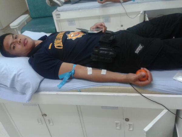 NPDCLO's tweet photo. PI TEPACE and three personnel of NPDCLO donated blood at MAKATI MED http://t.co/PN9HK9HP3K