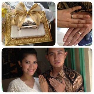 124va's tweet photo. Selamat ya @Ira_Risnawati &amp;@sigitastoria maaf ta bisa dateng http://t.co/I3sIRmp3S8