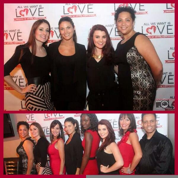 CLTModels's tweet image. #cltmodels founder @DesiraeWalkerXO &amp;amp; ceo @avluvsu with @WeWantL_O_V_E recent workshop on #modelsafety #opportunities