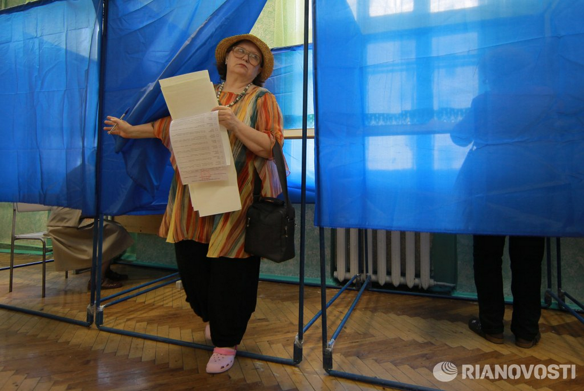 BoeD5-zIYAAjFvJ.png:large