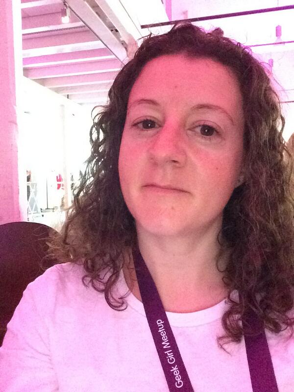 beatakgold's tweet photo. Let me take a selfie :) #ggm14 #makeit http://t.co/meNTYhRFwq