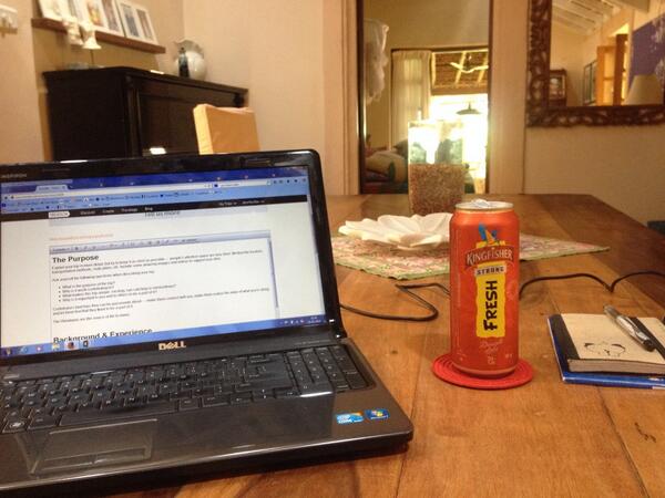 Amrita_Dass's tweet image. How do we spend a #Sunday afternoon? Like this. #ttot #distractionfreewriting #Goa