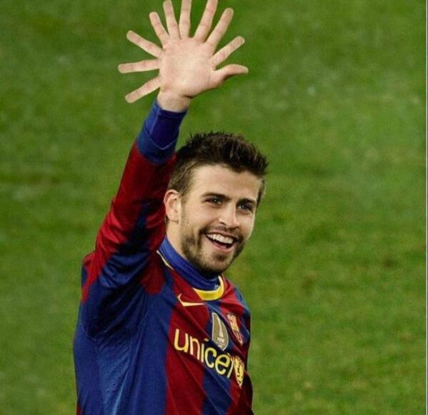 Colmenero's tweet photo. Buenos días @3gerardpique http://t.co/9Z5UrfgEfO