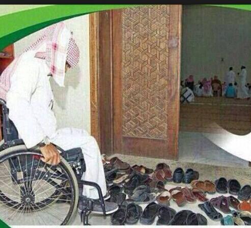 Qn1313's tweet photo. الصور #الأكثر_تأثيراً .

أزيلوا عنهم العوائق ليتمكنوا من الصلاة. http://t.co/z6XVfY6pKX