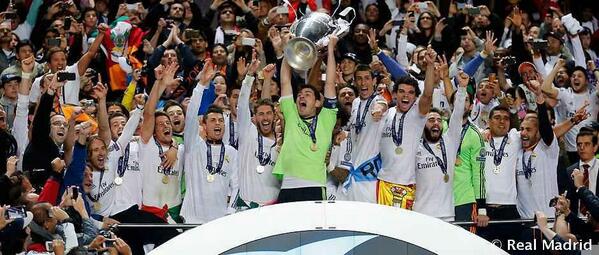 VIQUINGOS's tweet photo. Nunca me as fallado por eso mi amor por ti sera irrompible #HalaMadrid #LaDecimaEsNuestra te quiero real madrid http://t.co/8sH0fJ0TZq