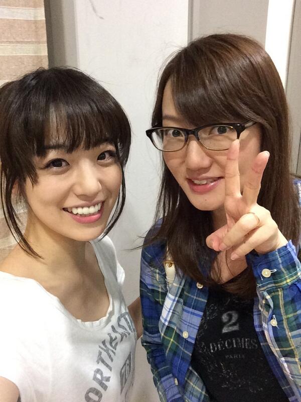 O Xrhsths 富田麻帆 Sto Twitter 夜公演終了しましたぁー 今日はねペルソナ3で共演したアスミスこと阿澄佳奈ちゃんが来てくれましたぁぁぁ O ﾟ ﾟ O きゃっきゃっ 会えてテンションあがったよーん Http T Co Alvwlg3q28 Twitter