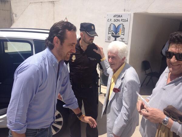 .<a href="/JRBauza/">José Ramón Bauzá</a>: "Haya votado a quien haya votado, gracias".