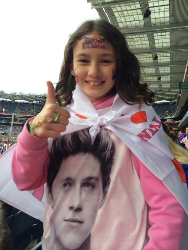 emssk82's tweet photo. @NiallOfficial Maeve-your biggest fan in croke park last night! Brilliant show😊 http://t.co/h0NqU6L4ur