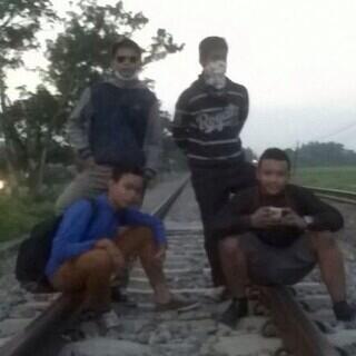 William__Billy's tweet photo. @DonyAprilian http://t.co/RkAdFK0vQM