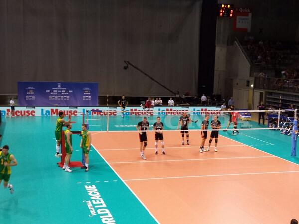 cdehaene's tweet photo. World leage volley ball au coutry hall. Let's go belgium http://t.co/mpoi5NGhiF