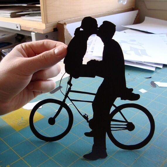 【海外作品】Couple Kissing on Bike Papercut – First Ever Pin on Pinterest
etsy.com/listing/587803… …
作者：papercutsbyjoe