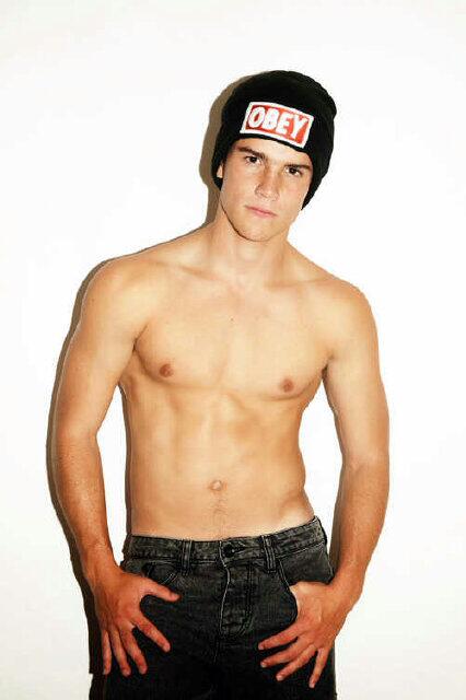HotMaleArmpit_'s tweet photo. http://t.co/GFN27Ol61p