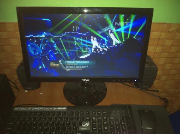 banks_putera's tweet image. Streaming #HUT_NET #NET_ONE lagi Like a G6 @fareastmovement @netmediatama nungguin perform ka @sherylsheinafia