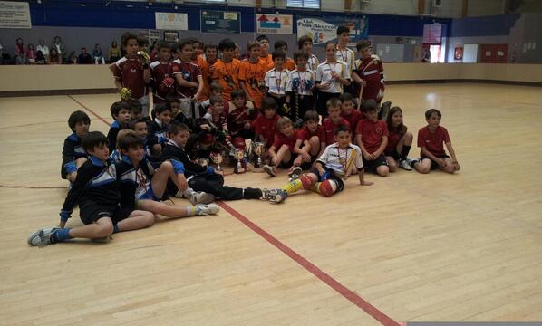 Bravo chic@s!!!!! Hemos disfrutado en la pista y en la grada. Gracias <a href="/patinalcorcon/">Patín Alcorcón</a> por todo buena F4