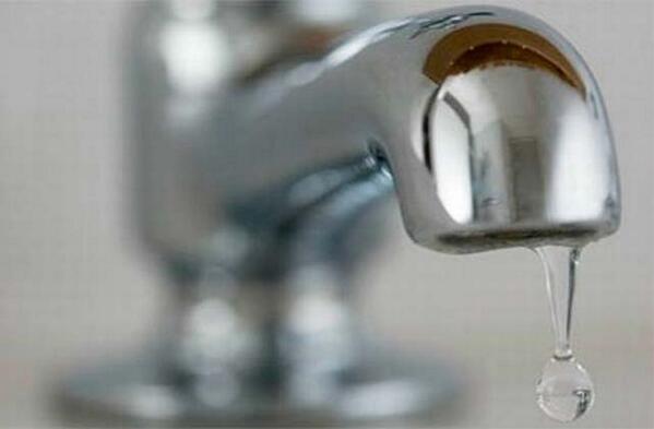 Laiguanatv's tweet photo. Plan especial de abastecimiento de agua para Caracas. No se quede por fuera http://t.co/tXGaXGULq6 http://t.co/kE6fcdEMiA