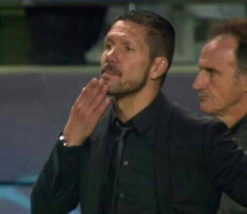 26DeAbrilDe1903's tweet photo. COLCHONEROS COMO TENEMOS QUE ESTAR HOY... #OrgullososDeNuestroAtleti #AtletiEnLasBuenasYEnLasMalas #AtletiTeQuiero http://t.co/8gMdauiDBt