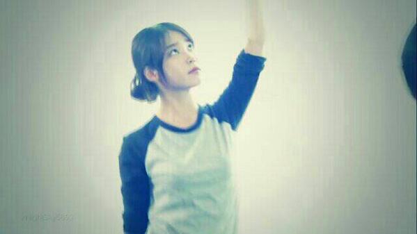MeroudMoon tweet picture