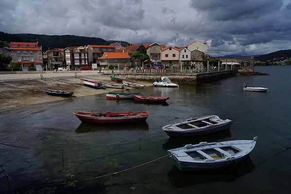 SitiosdeEspana's tweet photo. #Combarro, precioso municipio marinero en #Pontevedra: http://t.co/zwnn7HYFJb 
#Spain
https://t.co/0XovlGNiet