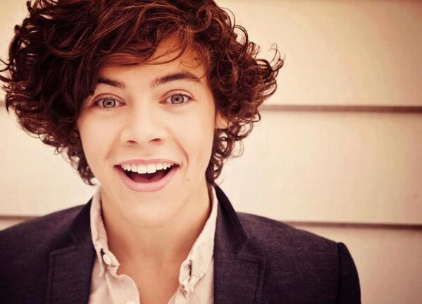 Chloe direction tweet media