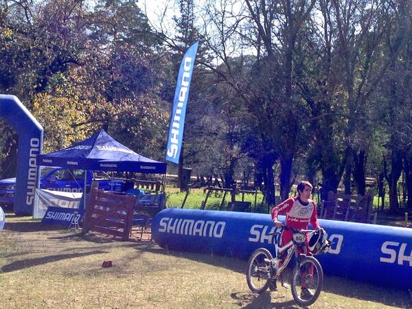 beltranshimano's tweet photo. Así se vive la #final del @OpenShimano @mznicolas @ShimanoLATAM @zenithbicycles #downhill #lafalda @cordoba http://t.co/IL73dmXEVK