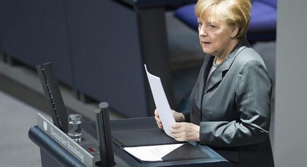 A3Noticias's tweet photo. El Gobierno de Merkel ultima una ley que permitirá extraditar a inmigrantes europeos http://t.co/CXDgp04fwD http://t.co/9KlYjr1z6g