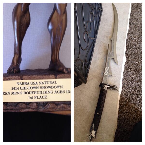 JBMuscleFactory's tweet image. Brian Won the teen division! #champ doesn't stop here tho time to keep grinding!