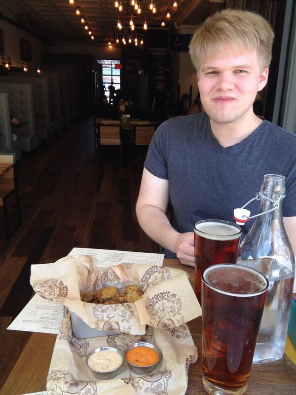 allterraindave's tweet photo. @defnotryan Bareburger! T-minus 4:45 until Dani Bushey's wedding - so freaking excited http://t.co/0KbFsza2yc