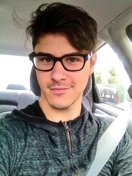 misterwillett's tweet photo. New spectacles! http://t.co/Kstm9la06l