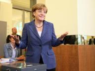 Corriere's tweet image. Proiezioni: boom Pd, sfonda al 41,4% Grillo staccato di 20 punti  Foto|Tv goo.gl/wEKxEW