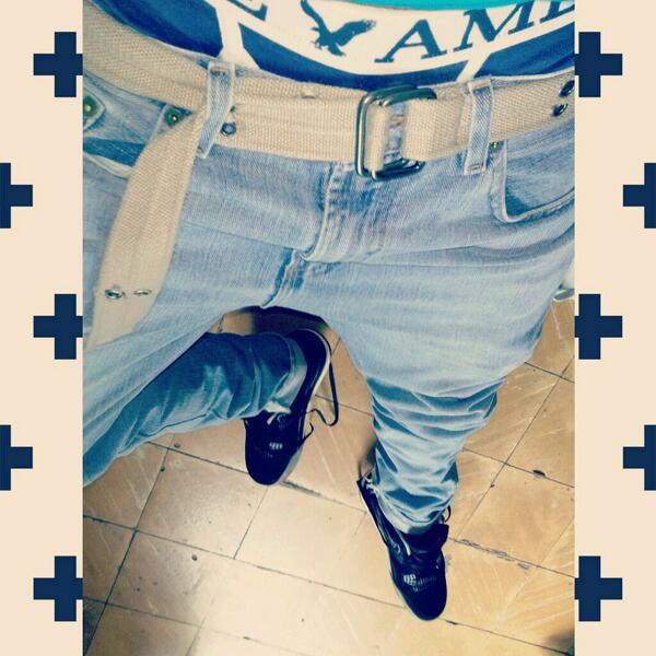 LovesCristian's tweet photo. 💂♛ 🔥🔥 http://t.co/V8KXzFl5Pd