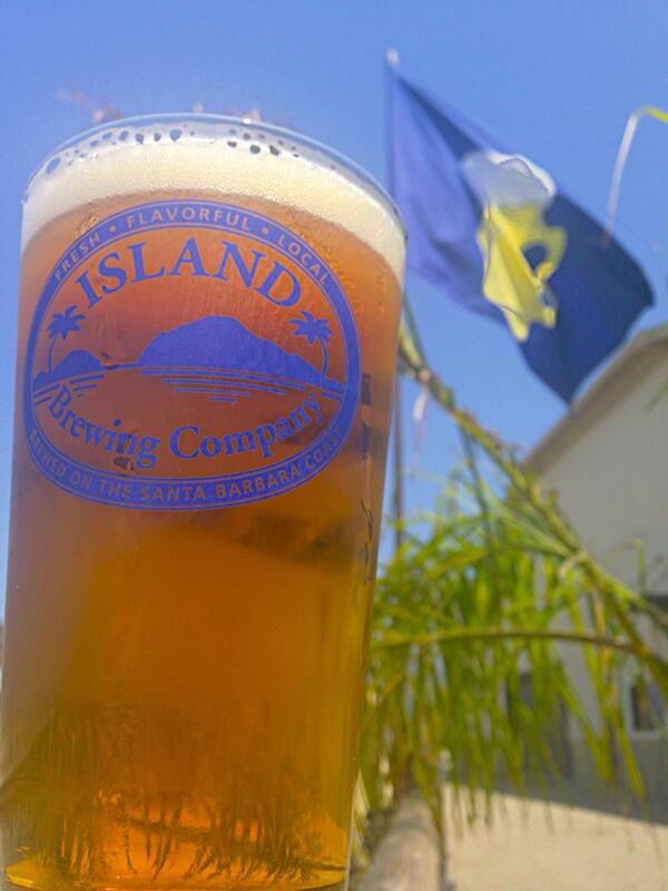 islandbrewingco's tweet image. Cold beer? Check! Blue skies? Check! #justmissingyou