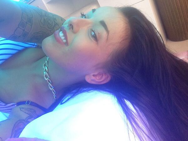 Rune_wolves's tweet photo. I look so god damn brown I love it @ink_adict  @Tatted_Ladies  @Tatted_Beauties http://t.co/6wn313BBTk