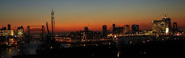Feijenoord12's tweet photo. Rotterdam, wereldstad. Rotterdam, mijn stad http://t.co/JShmqFNqjA