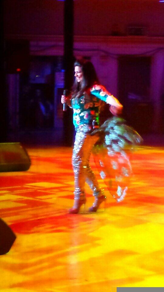 SYED_PR's tweet photo. Mamta Sharma rocks Leicester with "Aaja Soneya" @mamtamuzik @MRJ_K_ @SYED_PR http://t.co/DtbI21YXxh