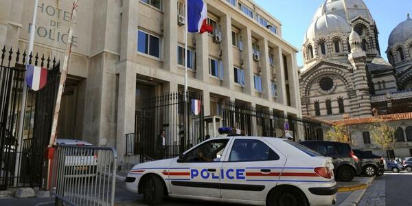 RouteurNews's tweet image. Bouches du #rhône : blessé par balles par deux tireurs à moto  routeurnews.com/qPe #divers #vallons