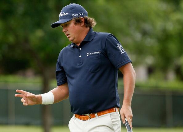 PGATOUR's tweet photo. Dufner! 

A 30-footer for birdie at the last gives #TheDuf the clubhouse lead at -9. #PGATOUR http://t.co/HzqjqNqm2E