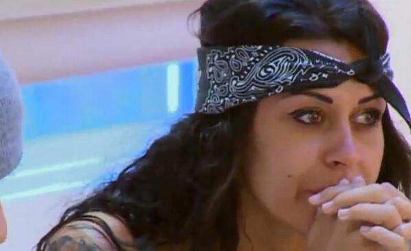 ShannaReaction's tweet image. Quand tu réalise que le weekend est fini et que demain c'est lundi :