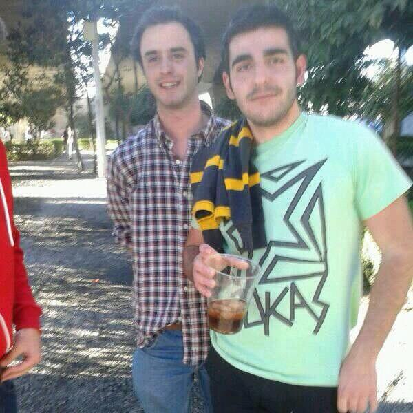 EdudeBustos's tweet photo. No quiero que acabe el dia sin felicitar otra vez al gran amigo que siempre esta ahi! Felicidades @DonJavierBV !! http://t.co/wQuL981vMc