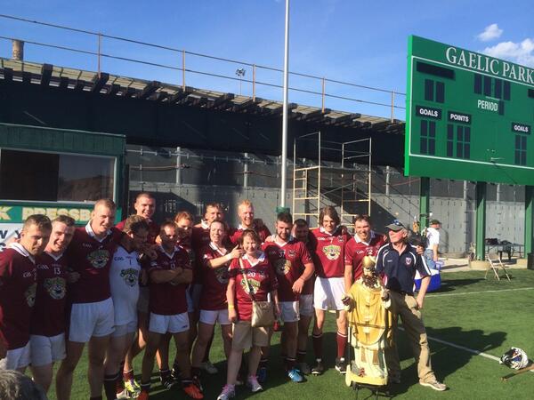 University of Montana 'Grizzlies' winners of the <a href="/NCGAA/">NCGAA</a> Hurling Tournament. Check out the unique team member.