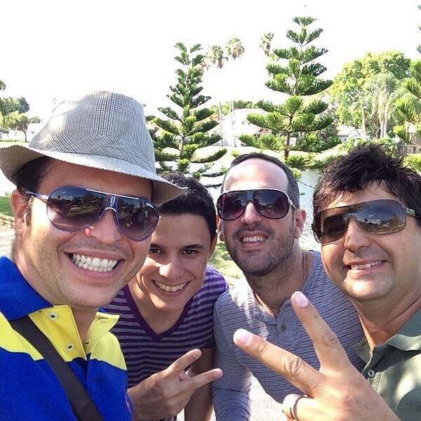 Cumple de pureman. <a href="/matheusdiez/">Alfredo Matheus Diez</a> <a href="/Angelbgolding/">Un Soñador Rebelde</a> <a href="/andyclaymay/">Andy Clay Music</a> <a href="/DRPEDROMUSIC/">Dr. Pedro</a>