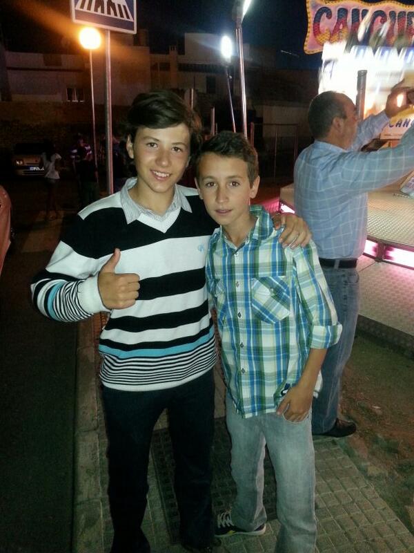 MaximoRuiz8's tweet photo. Con un gran amigo @baznral http://t.co/Vci1Ffqgtm