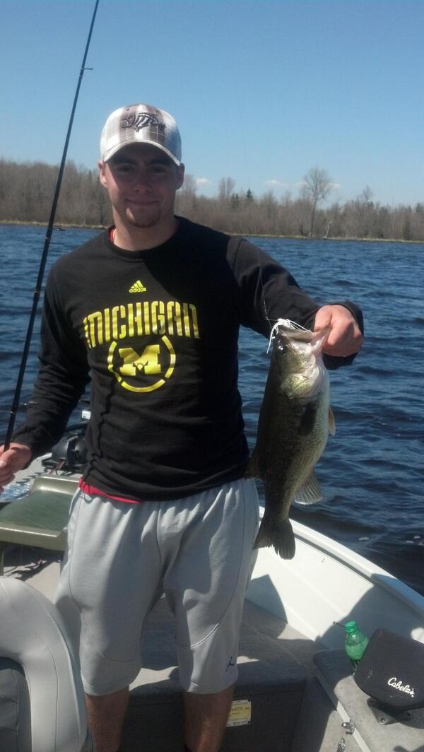 Akyser3's tweet image. He strikes again #bassassassin