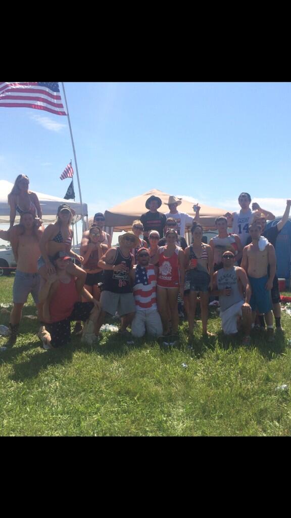 CAM2408's tweet photo. Great weekend at #Indy500 #5yearsstrong http://t.co/18MnLlJVLc