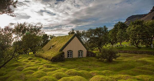 OMGFactsSex's tweet photo. 23 Reasons Why You Need To Visit Iceland Before You Die http://t.co/zhP0mbOYfl http://t.co/G6rFZq0XCB