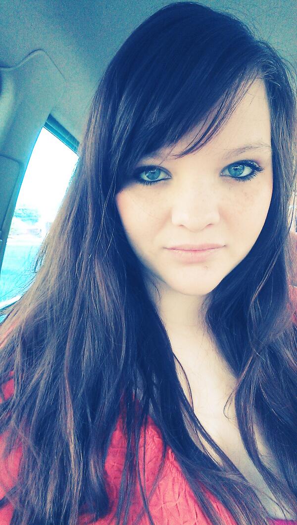 AlisonNicole07's tweet photo. Find yourself. Be yourself. http://t.co/YFkd9BgRys