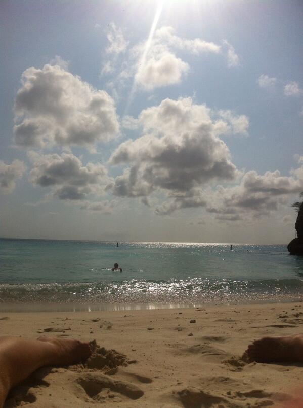 BRITTvanDIJK's tweet photo. Nog kleine 2 maanden en dan is het zomer @chrisjeduif @reinduif ! http://t.co/RxJ9WHRV99