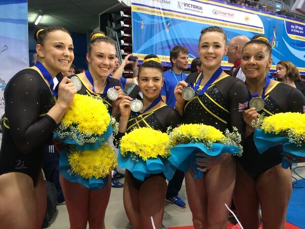 "Unbelievable" GB success can continue says <a href="/bethtweddlenews/">Beth Tweddle</a> after gymnasts win 24 Euro medals bbc.com/sport/0/gymnas…