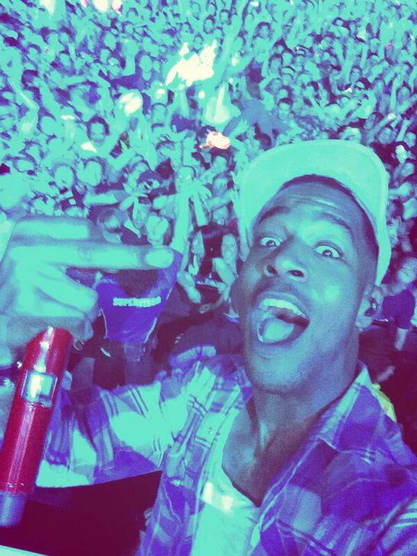 KiDCuDi's tweet photo. SASQUATCH FUCKIN RAGE FEST 2014!!!! LOVE YOU ALL!! http://t.co/LvXv2bGzld