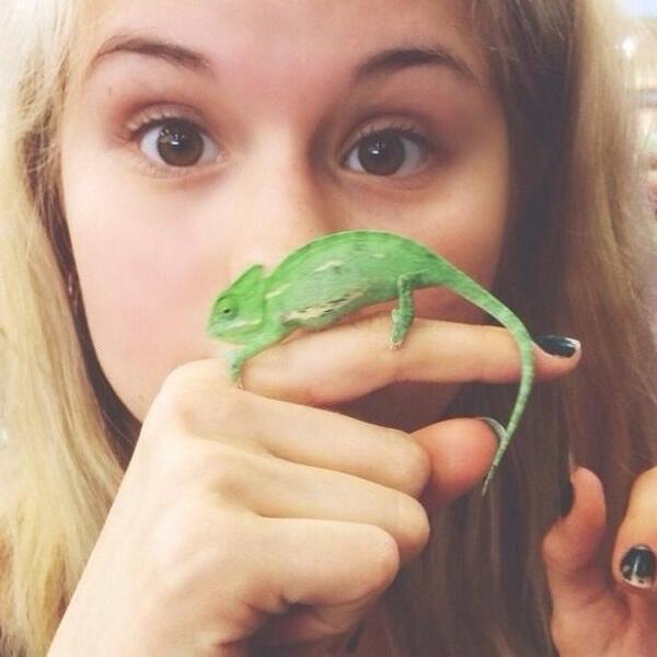 Look into my eyes! 👀😁✨